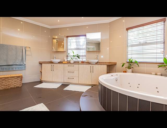 4 BEDROOM FREESTANDING FOR SALE IN BOSKRUIN